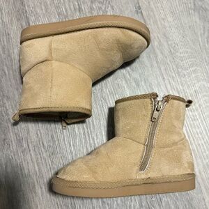 Bearpaw Toddler Boots
